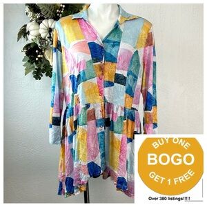 Shana Tunic. Pink, blue, white patchwork print. Snap closure